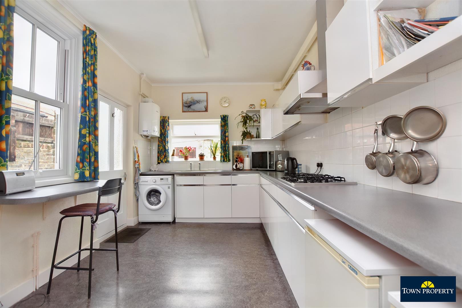 Property Details for Green Street Eastbourne East Sussex BN21 1RN